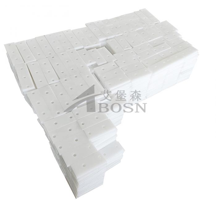 超高分子量聚乙烯（UHMW-PE）耐磨刮板：高工况适配的耐磨核心部件